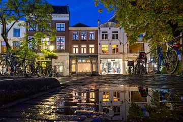 Abendliche Reflexion über die Vollersbrug Utrecht