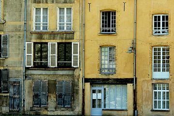 la maison jaune ( the yellow house) sur Yvonne Blokland