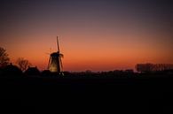 Die Mühle von Zuidzande bei Sonnenuntergang von StephanvdLinde Miniaturansicht