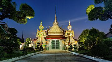 Wat Arun, Bangkok by Peter Korevaar