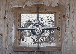 Ein Winterholzfenster