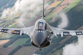 Dark Falcon: F-16 Demo Team Belgische Luftwaffe. von Jaap van den Berg