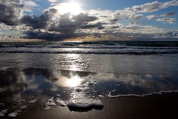 Sonne und Regen in Wechsel am Strand auf Sylt