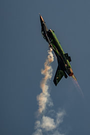 Belgian F-16 demonstration team Green Viper by Sebastiaan Hamming