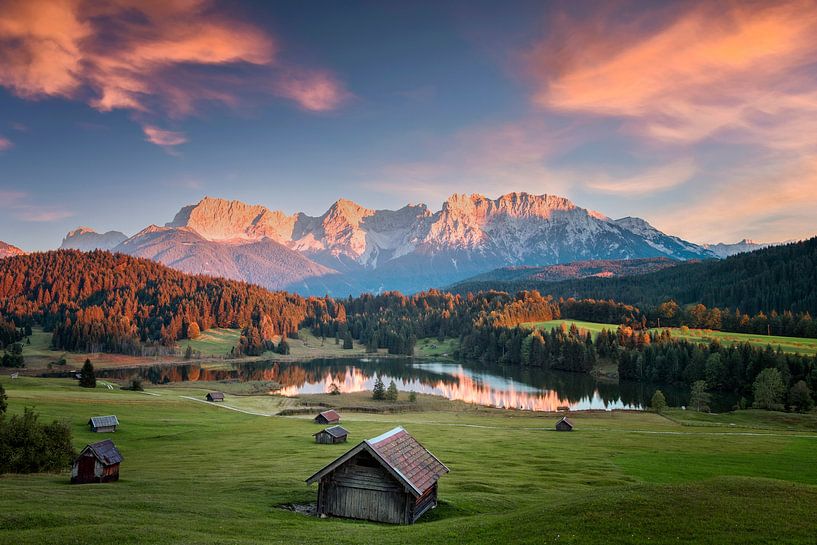 Lac de montagne dans les Alpes bavaroises par Dieter Meyrl