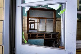 loket in verlaten station