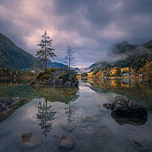 Herbst und Sonnenaufgang am Hintersee