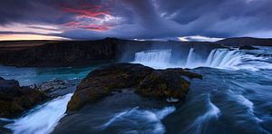 Wasserfall der Götter von Sven Broeckx