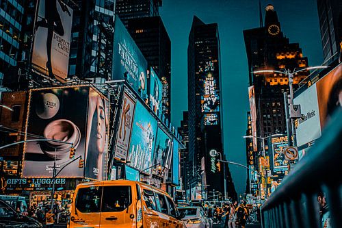 Time square (blue/yellow)