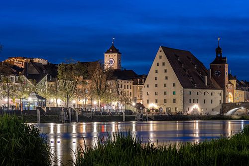 Regensburg in het blauwe uur