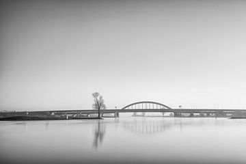 Leckbrücke Vianen in Schwarz-Weiß