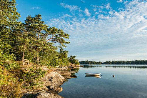 Schärengarten an der schwedischen Küste vor Stockholm