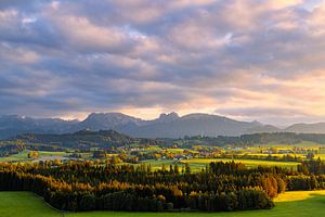 Sonnenuntergang im Allgäu, Bayern, Deutschland