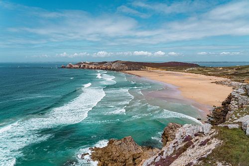 Der Strand bei Camaret-sur-Mer in der Bretagne, Frankreich