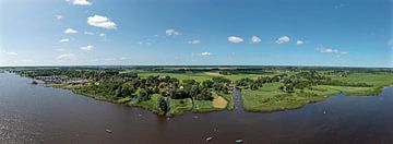 Luchtfoto panorama van het beroemde dorpje Giethoorn in Overijssel van Eye on You