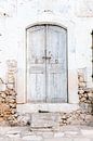 De blauwe deur van Kreta van Kaylee Burger thumbnail