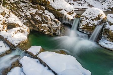 Chute d'eau en hiver