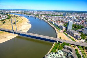 Düsseldorf Stadsgezicht aan de oever van de Rijn van Sjoerd van der Wal Fotografie