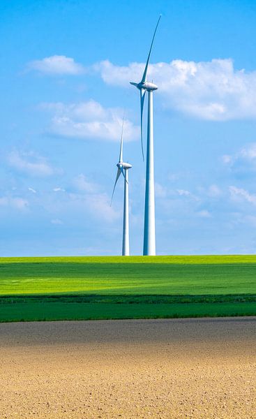 Wind Power in the Landscape by Captured Moments