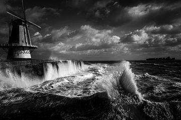 Waves at Vlissingen by Joanke Fotografie