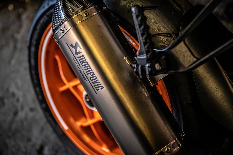 KTM 1290 SUPER DUKE R Motor Bike Akrapovic van Bas Fransen