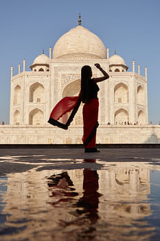 Agra Aura
