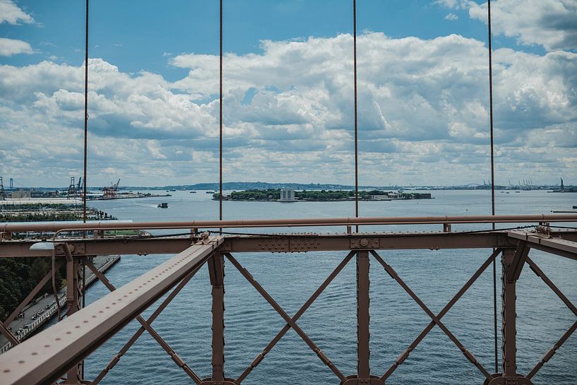 View from the Brooklyn Bridge by Erwin van Kester