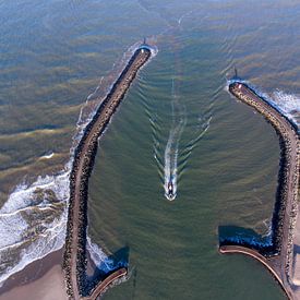 Scheveningen haven in vogelvlucht van Sander van der Borch