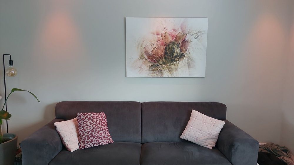 Tulipes roses dans un vase