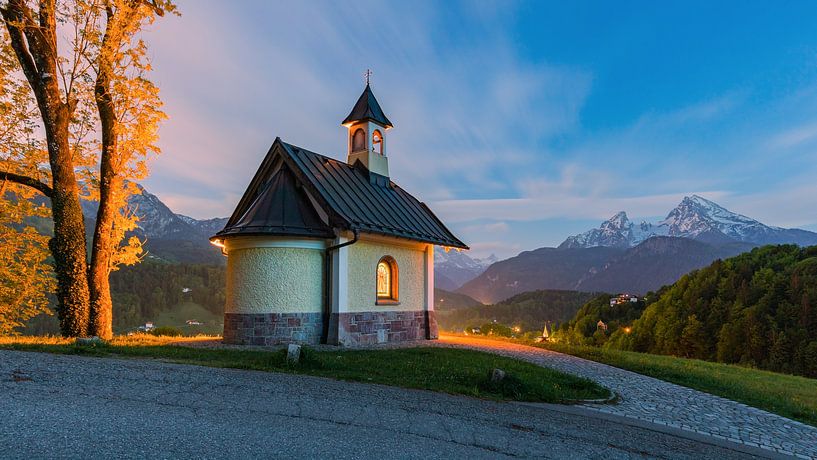 Sonnenuntergang an der Lockstein-Kapelle, bei Berchtesgaden von Henk Meijer Photography