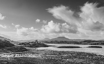 De prachtige, verlaten natuur van Schotland. Isle of Skye in Groot-Brittannië van Jakob Baranowski - Photography - Video - Photoshop