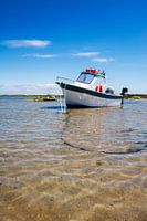 Witte boot met zand