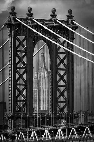 Manhattan Bridge en Empire State Building van Kurt Krause