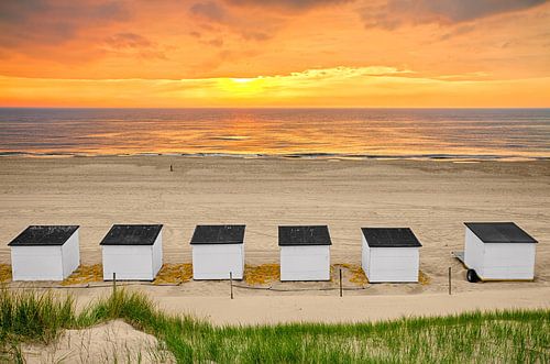 Zonsondergang op het strand van Texel 4 / Sunset on the beach of Texel 4