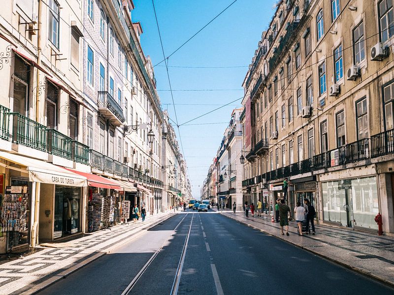 Lisbon by Hello Pompoyo