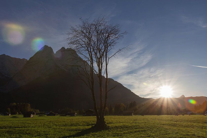 S o n n e n u n t e r g a n g an den Waxensteien by Andreas Stach