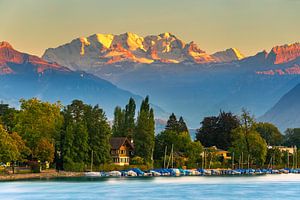 Sonnenuntergang am Thunersee, Schweiz