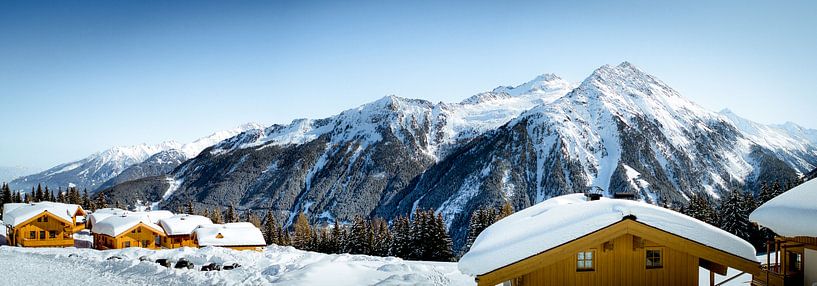 Berge von Schnee von Sander van Mierlo