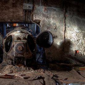 Urbex - Die Maus von Urbex & Preciousdecay by Sandra