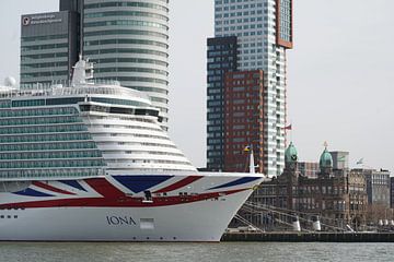 liner ship in Rotterdam.