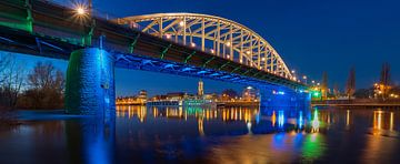 Panorama of the Arnhem bridge by Dave Zuuring