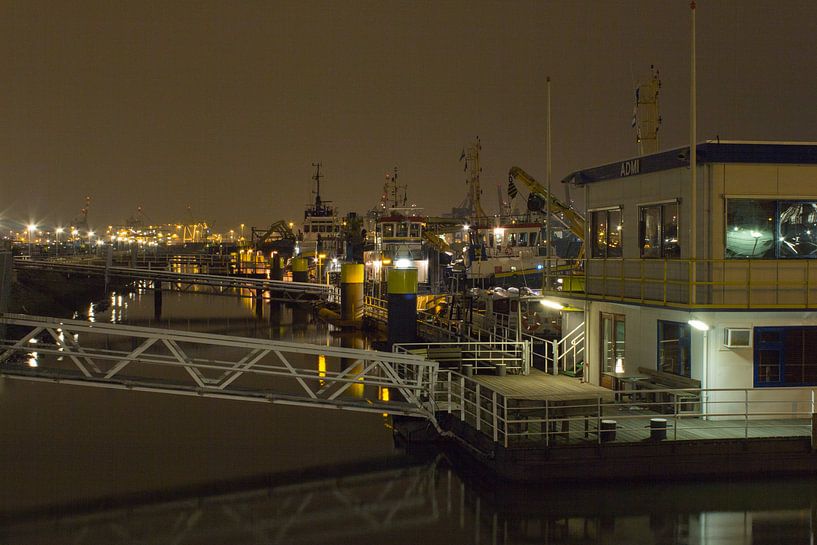port de Rotterdam par M.W. v.Dam
