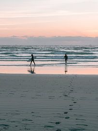 Surfers zonsondergang van HelloHappylife