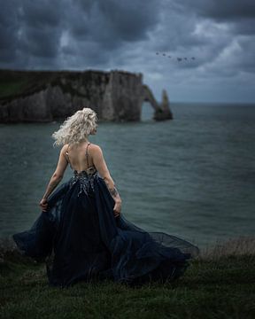 Stilte voor de Storm - Fine Art Fantasy portret van Studio byMarije