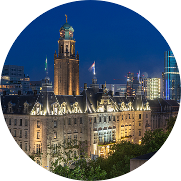 Het schitterende stadhuis op de Coolsingel in Rotterdam in de avond van MS Fotografie | Marc van der Stelt