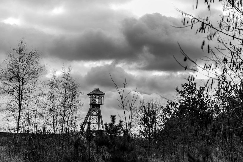 Förderturm einer Kohlemine von Ans Bastiaanssen