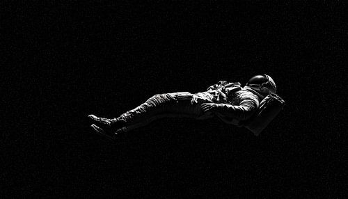 Panorama de l'astronaute endormi dans l'espace