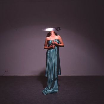 De Zingende Zaag Zangeres