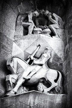 Sint Longinus standbeeld - Gaudi, Sagrada Familia, Barcelona, zwart-wi van Andreea Eva Herczegh