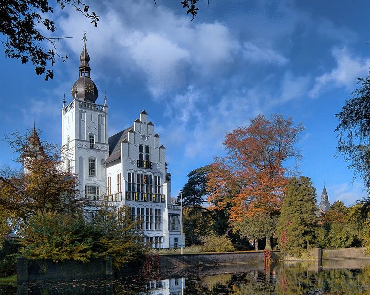 Raadhuis "Leeuwenstein" te Vught par Rens Marskamp